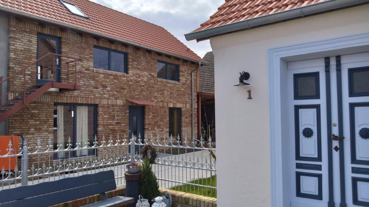 Moderne Barrierefreie Wohnung Auf Dem Land Bei Neuruppin Lichtenberg  المظهر الخارجي الصورة